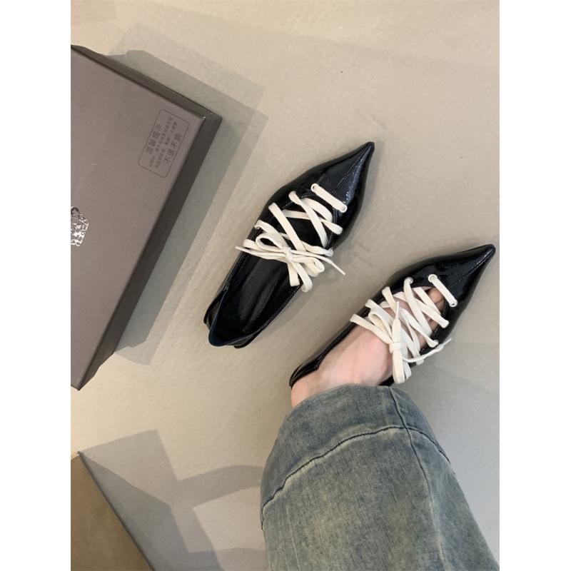 2025 new lace-up two-wear small single shoes niche design shoes French retro pointed head shallow mouth simple bright leather