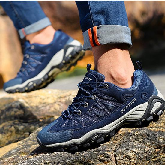 Large Outdoor Hiking Shoes for Couples, Spring and Summer Sports Shoes, Men's and Women's Mesh Fabric Anti Slip Travel Off-road Shoes