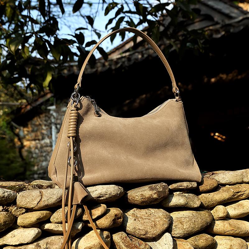 

Suede Cowhide Women Shoulder Bag 2026 New Luxury Designer Women s Bag Fashi Versatile Handbag High Quality Crossbody Bags