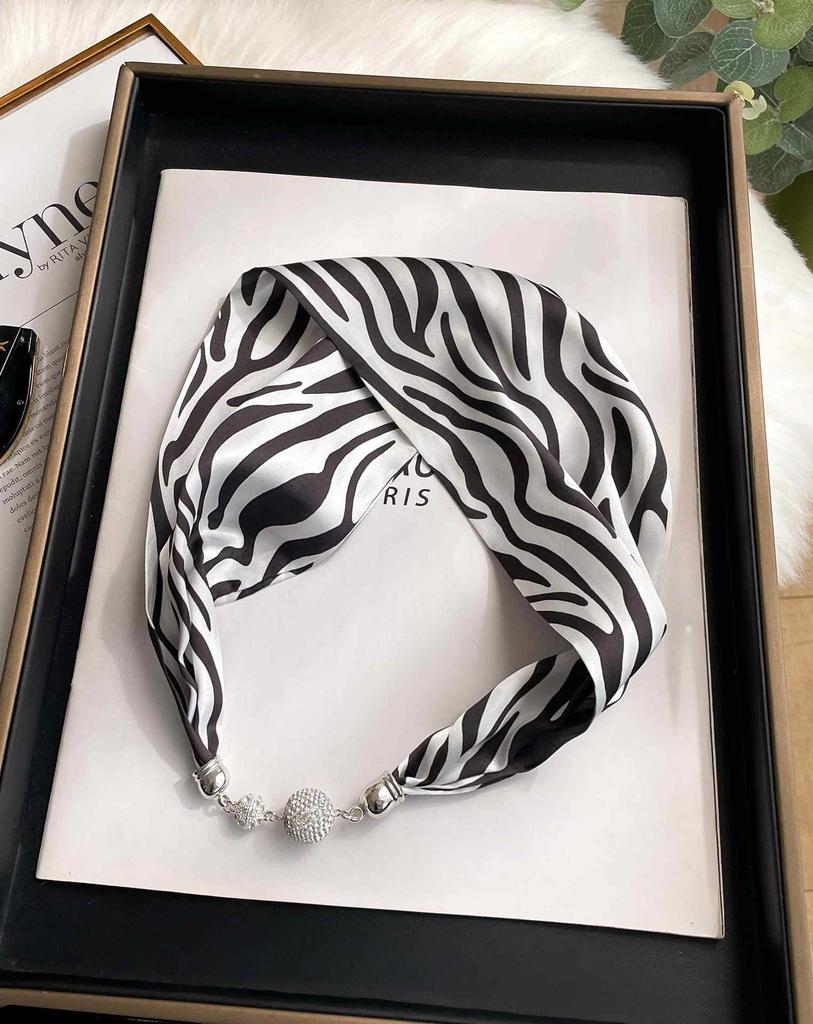 Magnetic Buckle Silk Scarf Headband Internet Celebrity New Magnetic Buckle Bracelet Small Long Women's Summer Casual Necklace Diamond Neck Band