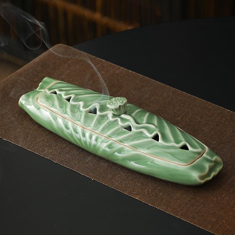 

Lotus Pod/Jade Rabbit Ceramic Celadon Incense Burner/home Indoor Incense Stick Censer Creative Decorative Items Zen Ceremony