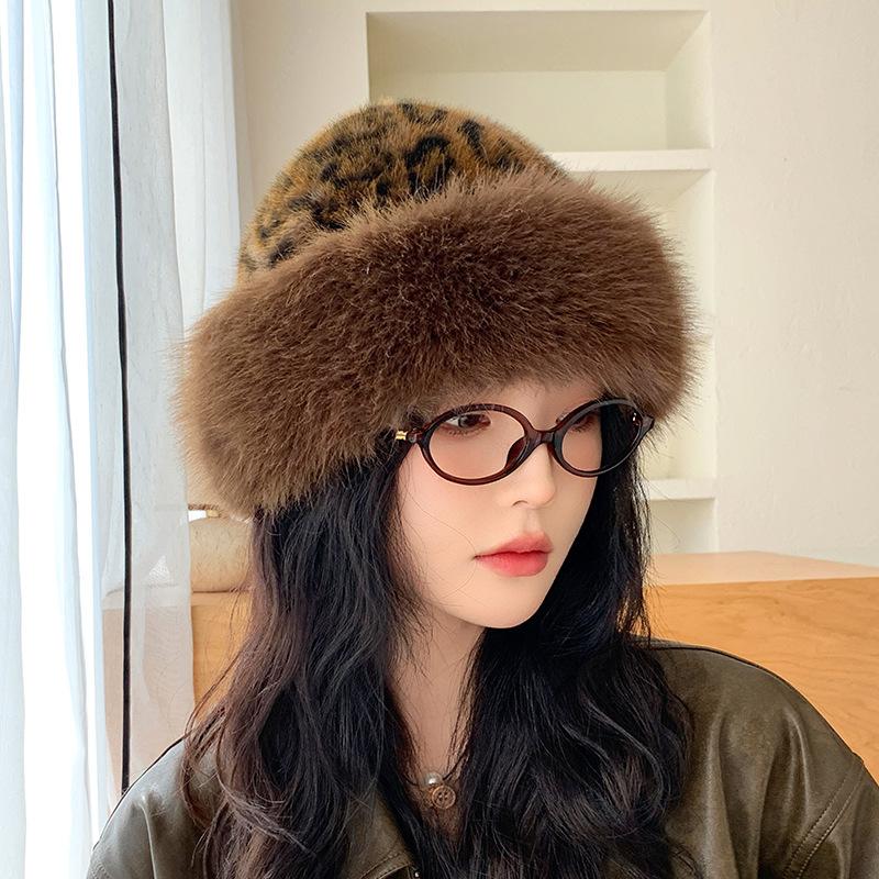 Hat women's winter new thickened warm imitation fur fashion simple bucket hat imitation mink women's Mongolian hat