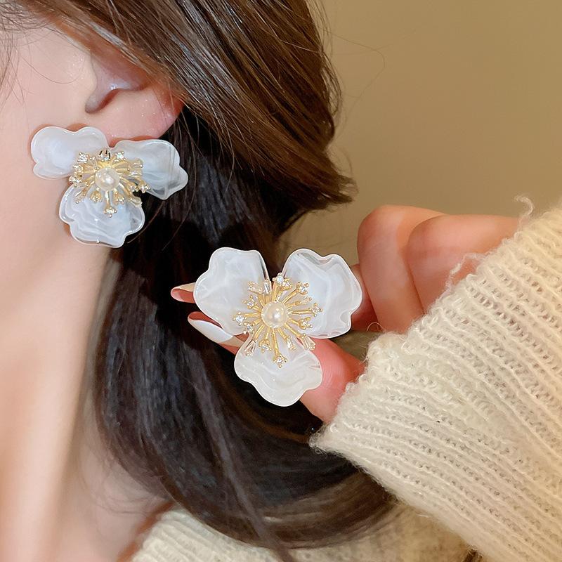 Silver Needle Flower Fringed Earrings French Light Luxury Temperament Earrings, Niche High-end Earrings
