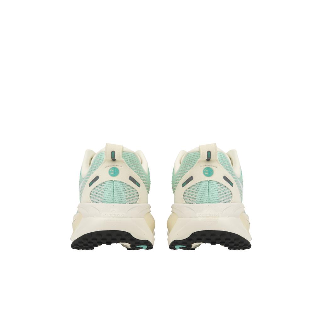 Nike Vomero 18 Mint Foam Sail Women Sneakers Green Topaz-Gold Bleached-Turquoise IH7349331