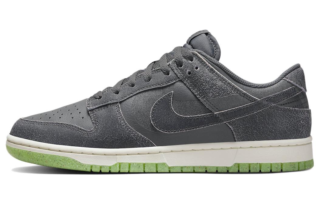 

Nike Dunk Low Se Halloween Cauldron DQ7681-001 39