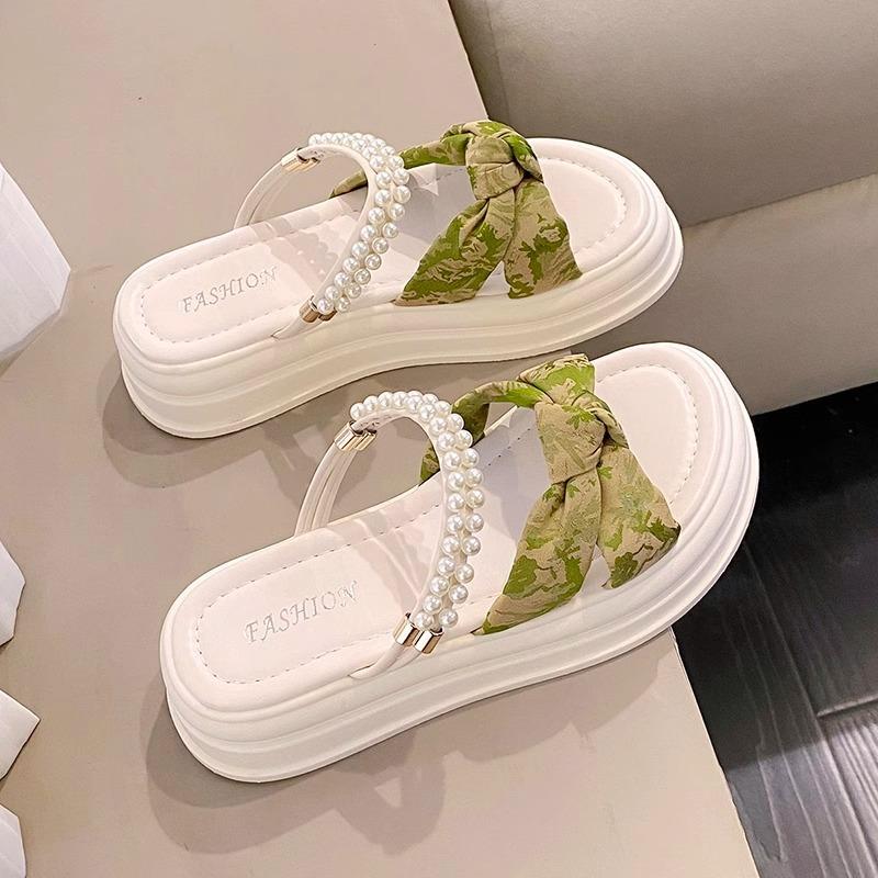 New Luxury Women's Slippers, Summer Height Increase Thick Bottom Casual Pearl Exquisite Sandals, Outdoor Play Beach Slippers