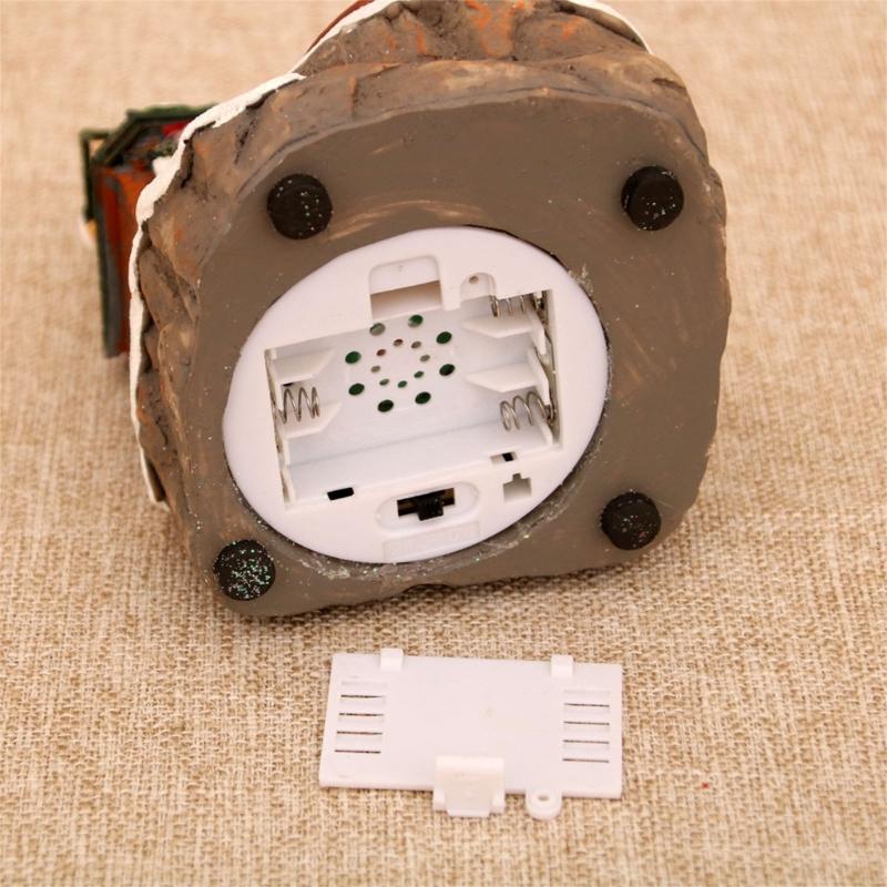 Lighted Christmas Cabin Music Box Rotating Santa Music Box With LED Light For Men Women Kid Birthday Christmas Present