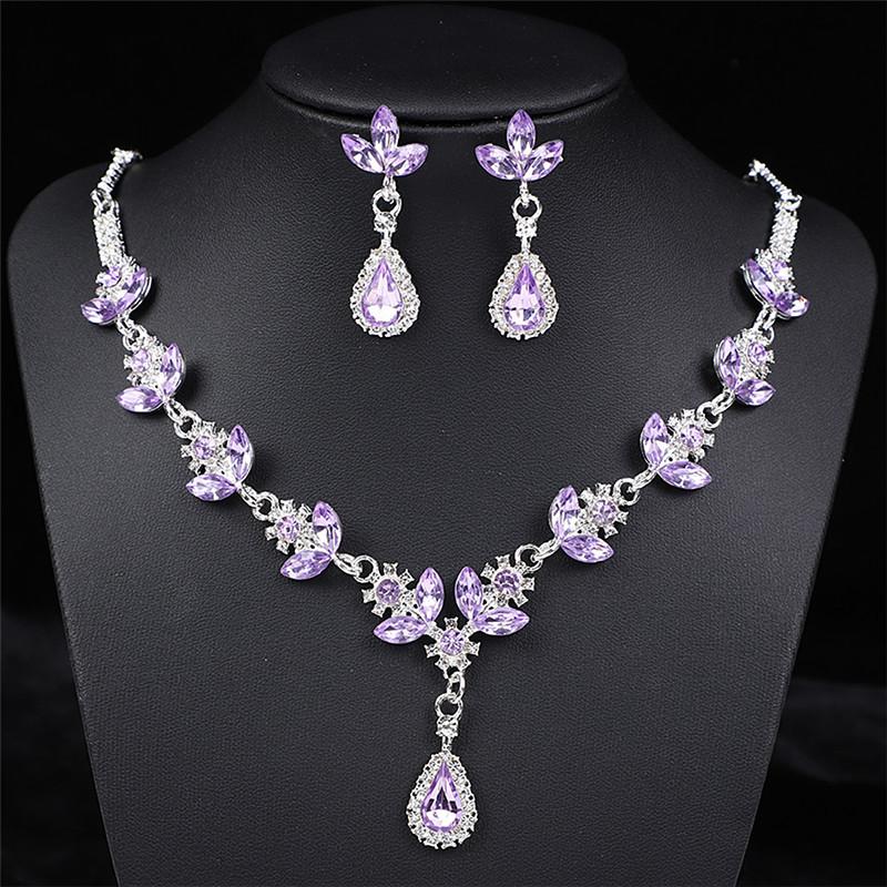 Trendy Rhinestone Luxury Necklace Earrings Set Wearing Skirt Wearing Camellia