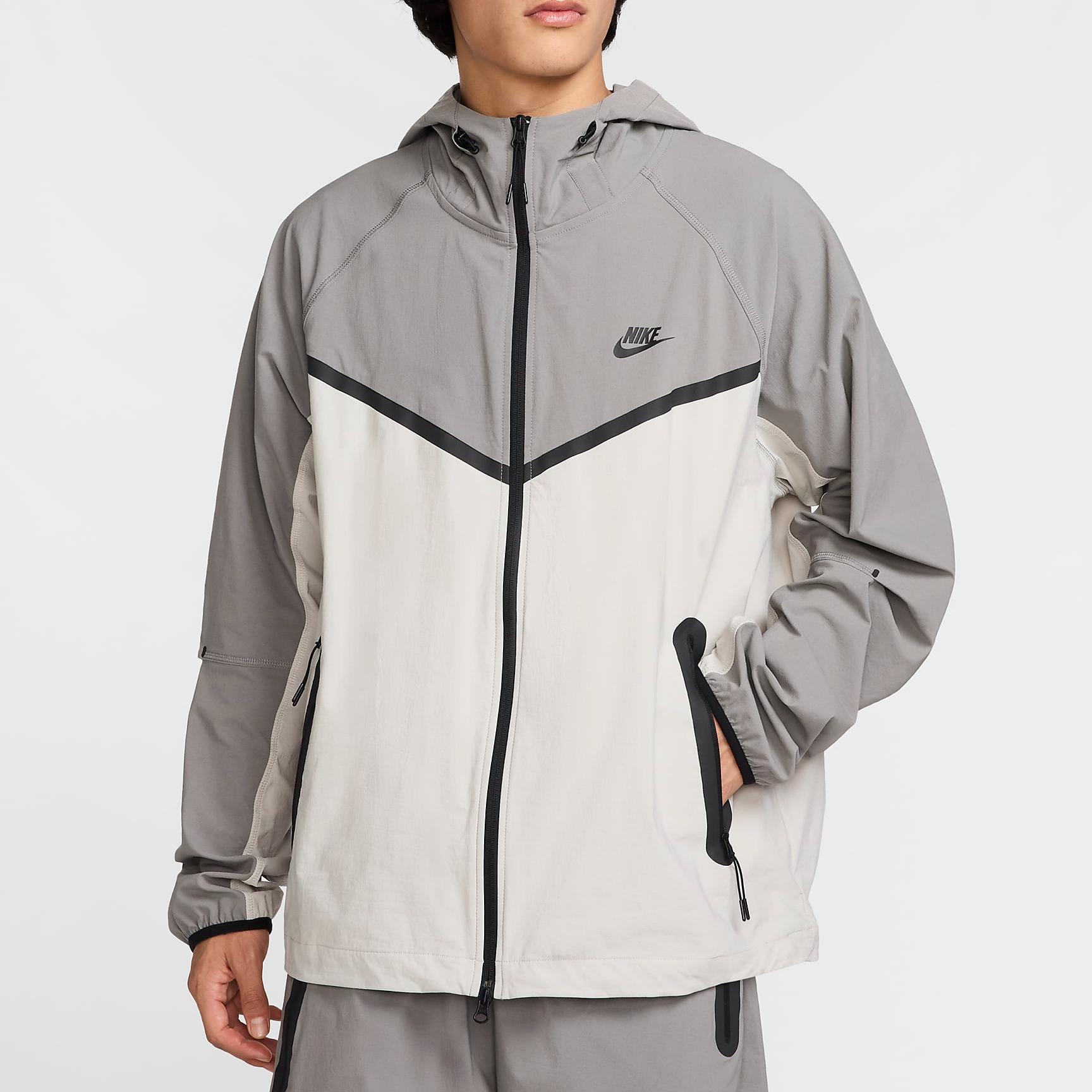 

New Nike Tech Men s Woven Jacket HM7151-014 S