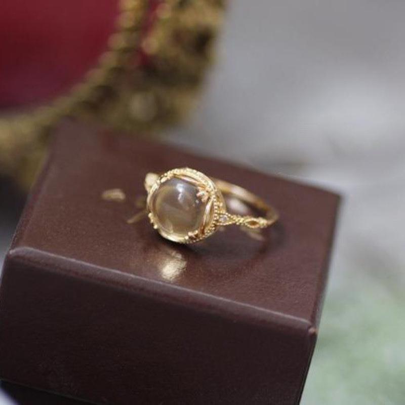 

Chic And Stylish Yellow Crystal Copper Ring For Women With Unique Geometric Style Perfect For Any Occasion