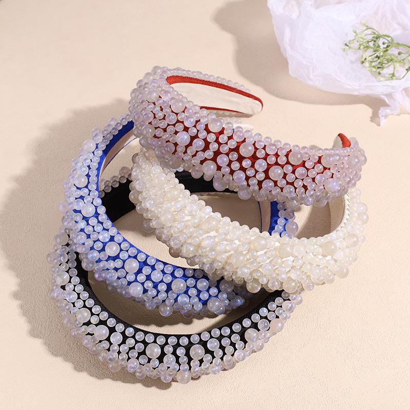 

Fashionable Handmade Nail Bead Luminous Bead Headband with High Skull Top Sponge and Wide Edge Hairpin бежевый