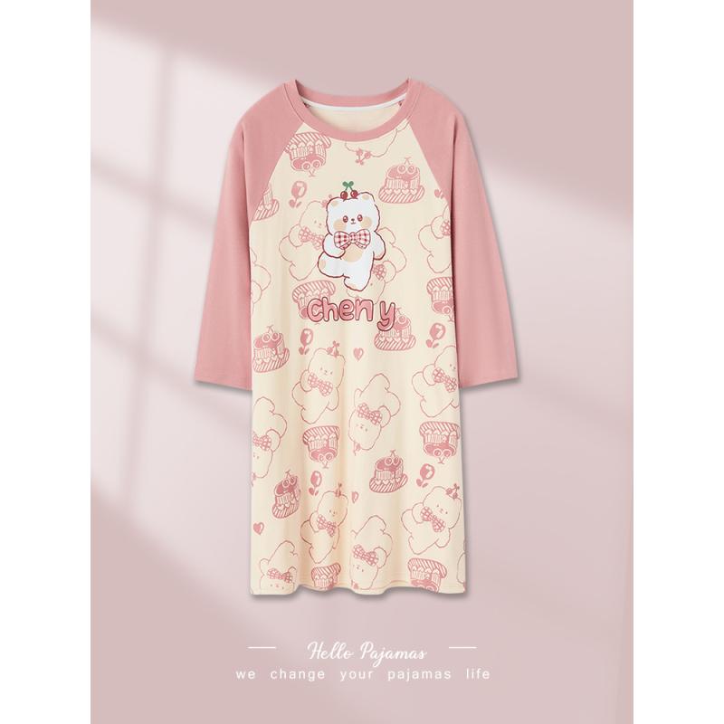 

Женская тонкая хлопковая ночная рубашка средней длины с длинными рукавами