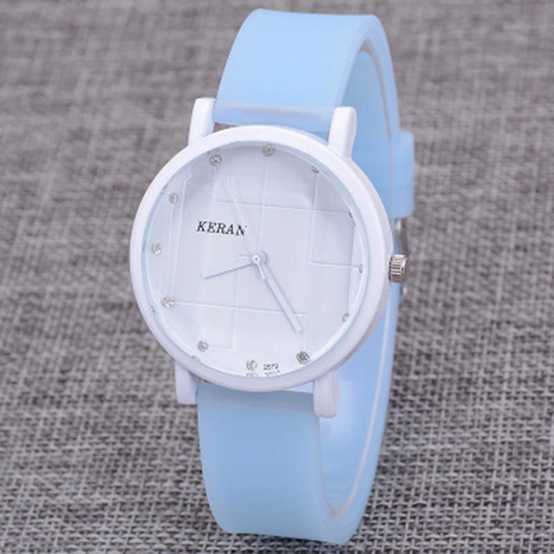 CQ71 Simple and Fresh Women Watch Fashionable and Casualsilicone Tapequartz Watch Elegant Clock Gift Watches for Woman