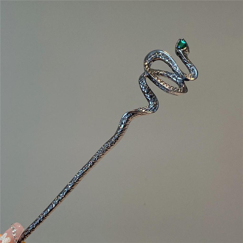 Snake-Shaped Metal Hairpin - Elegant 2023 Summer Accessory
