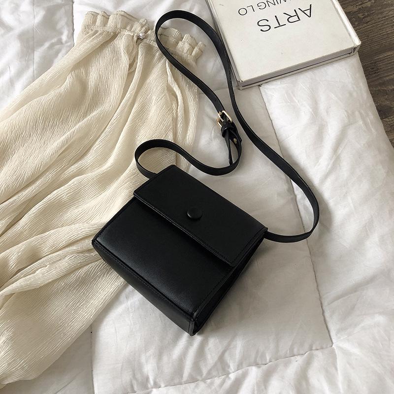 Небольшая женская сумочка SCIONE 15cm*9cm*16cm чёрный