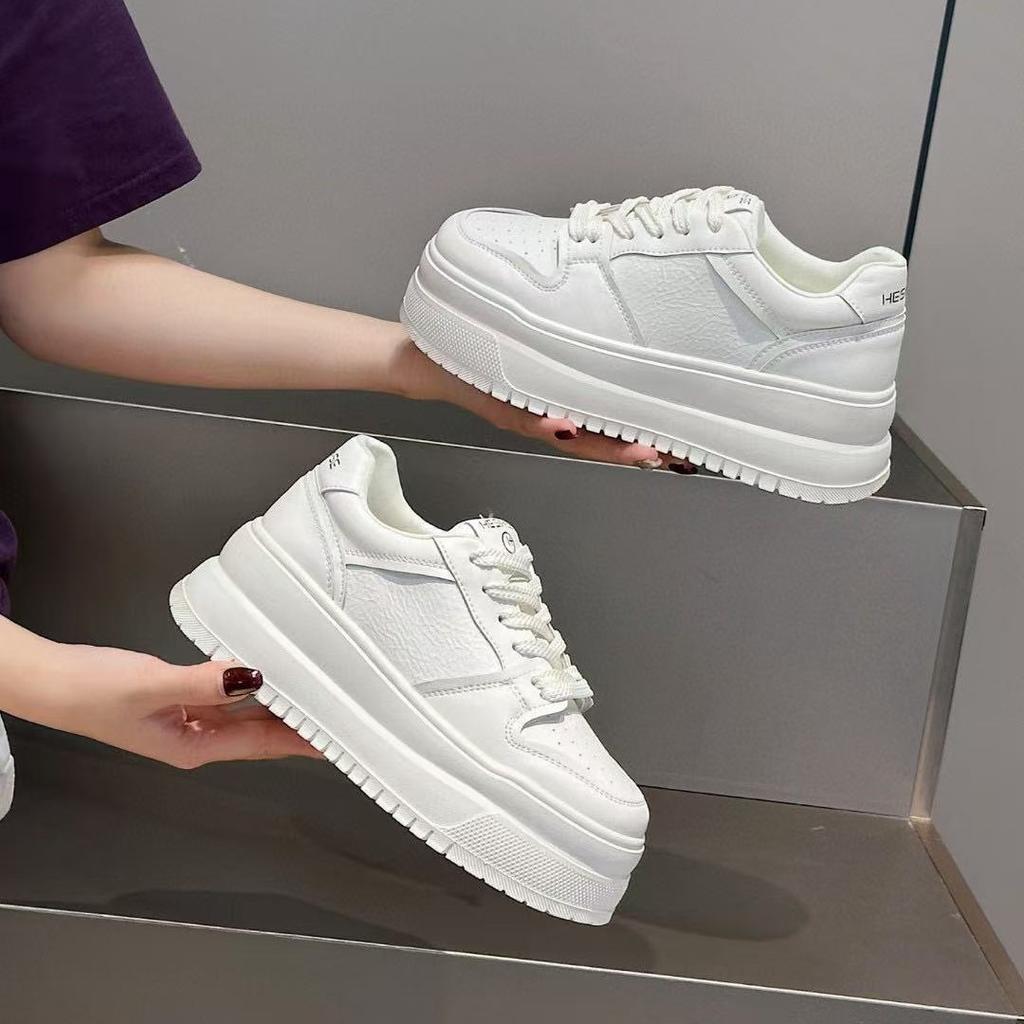 Simple little white shoes women's spring new thick-soled heightened leather lightweight small casual sports board shoes