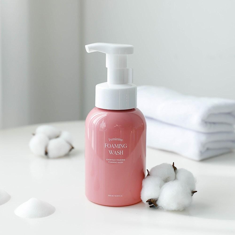 Rockies Inner Care Mildly Acidic Bubble Feminine Cleanser, 2 Units, 300ml