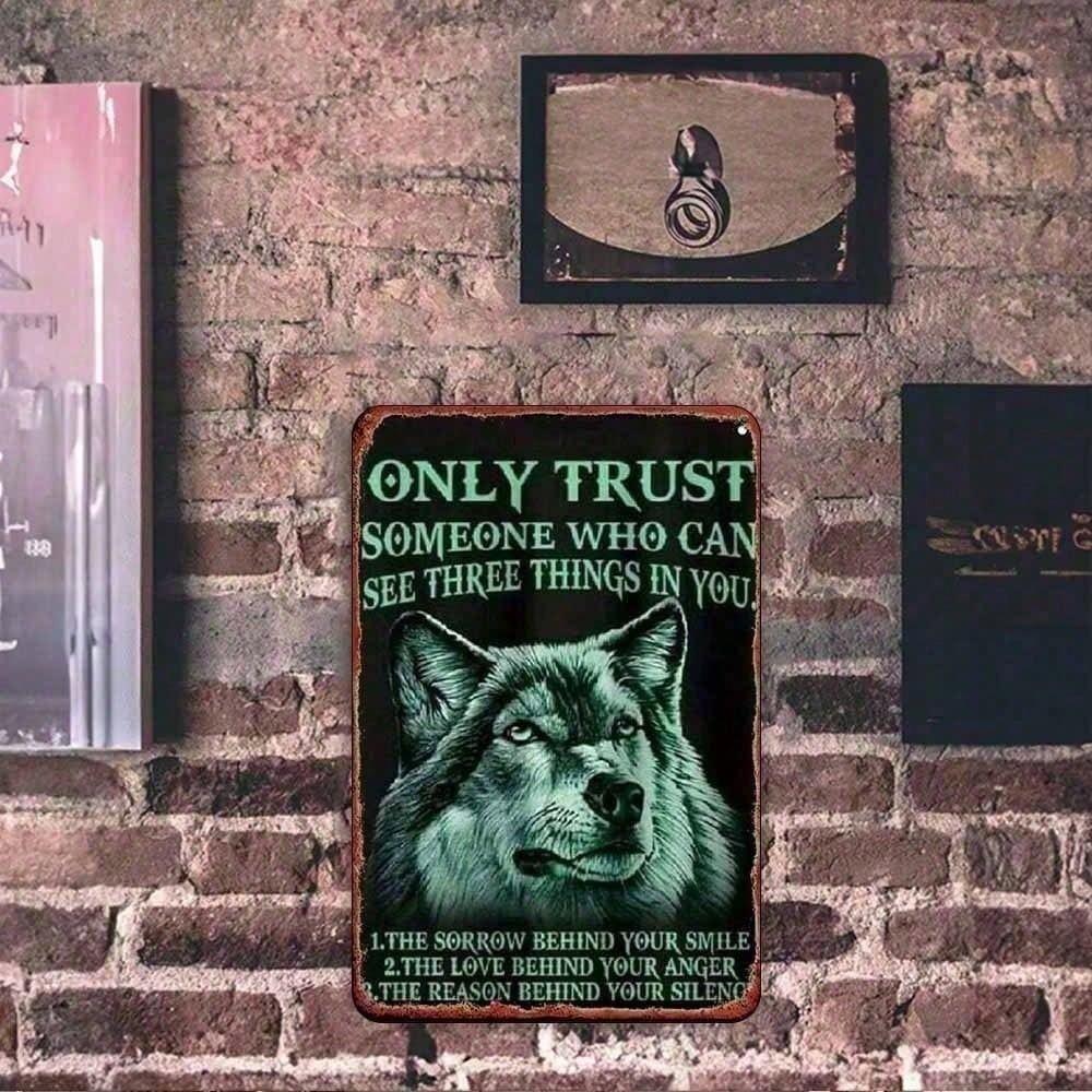 1pc Vintage Wolf Head Tin Sign, Rustic Metal Wall Decor for Bedroom Bar Garage Man Cave Outdoor