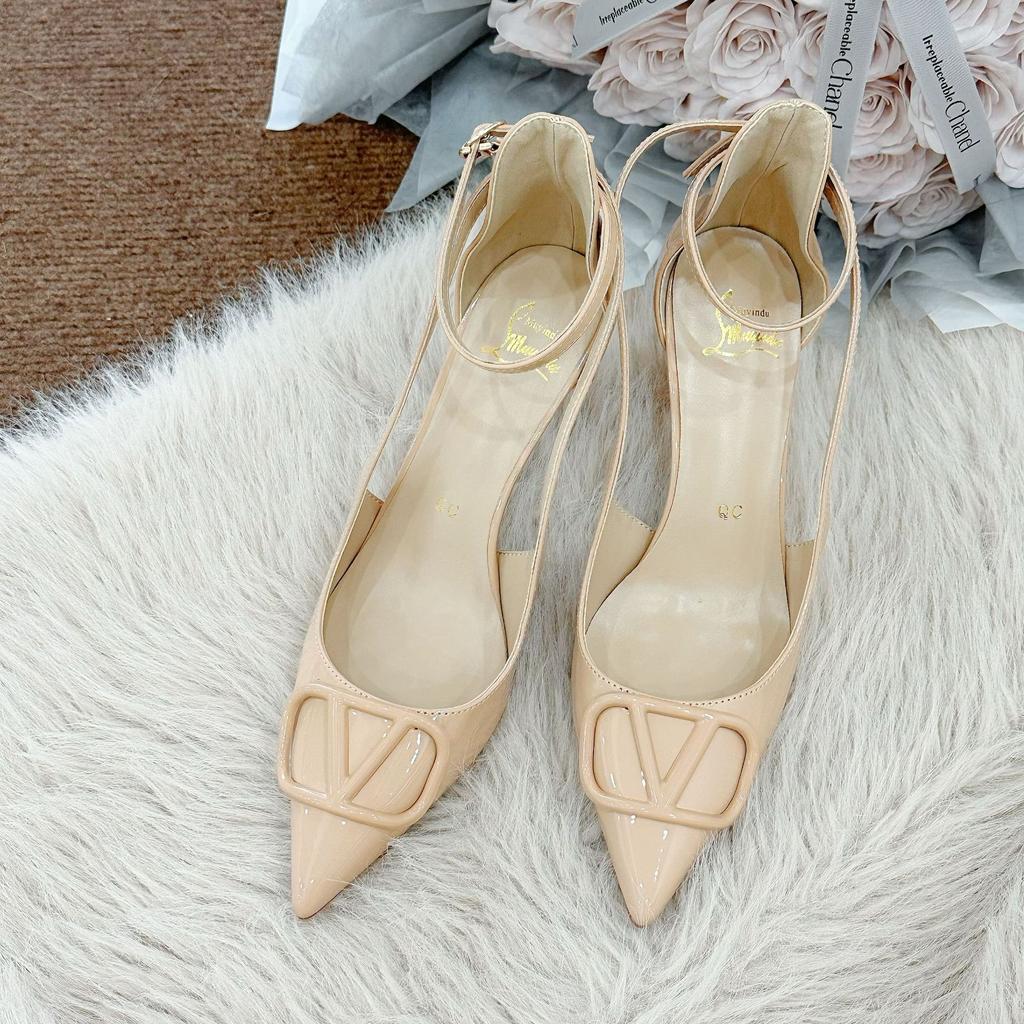 Spot Z-82 high heels women's 2025 autumn new pointed head bag head thin heel empty sandals French niche sexy