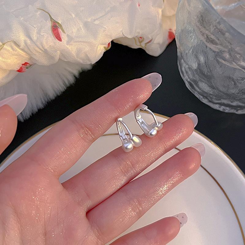 S925 Silver Stud Earrings Women's Ear Hole Earrings Niche Design Earbone Studs High-end Earrings