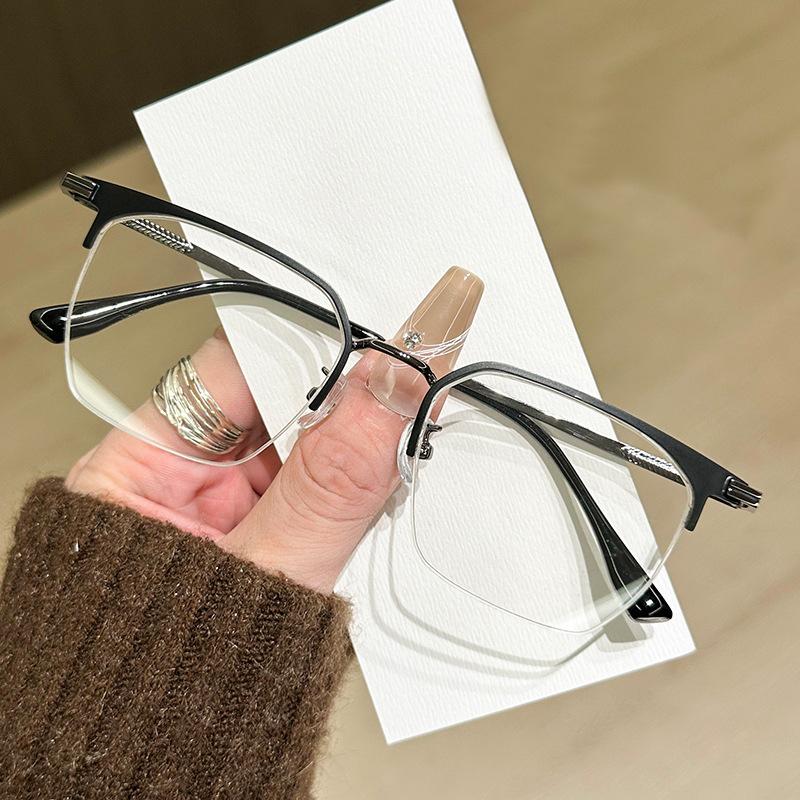 New Style Of Men And Women Versatile Glasses Metal Glasses Frame Face Decoration Flat Light Glass Myopia Glasses Frame MH95