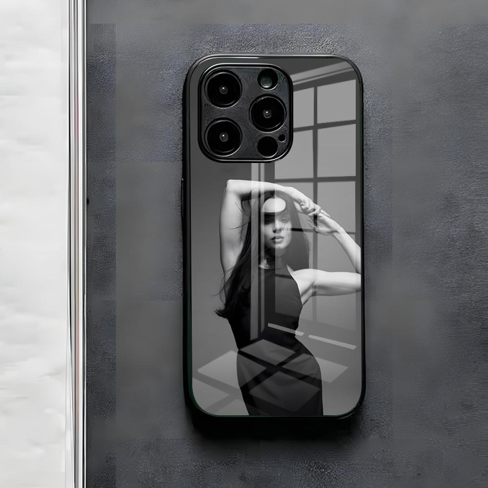 S-Sofia Carson Phone Case For IPhone 17 Air 16 E Pro Max 15 14 13 Mini 12 Pro 11 Max Plus Black Glass Cover