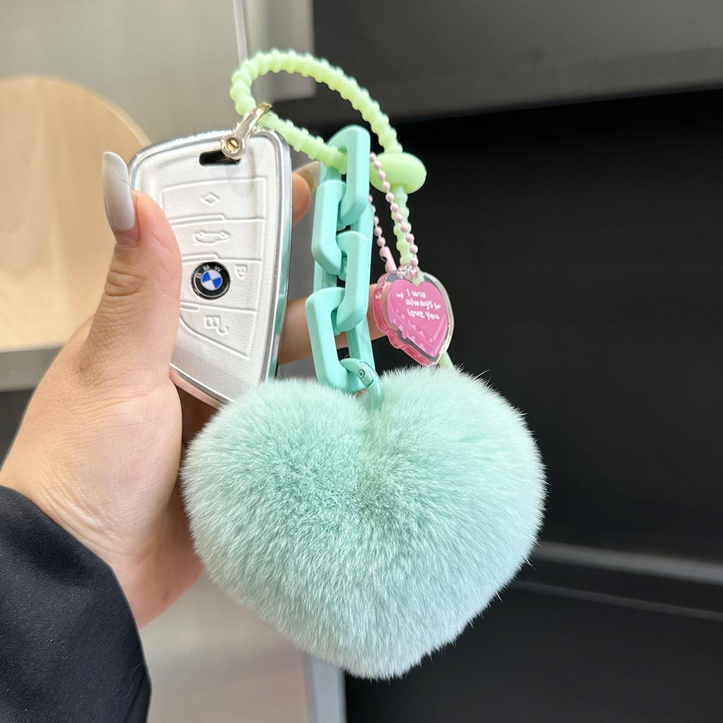 Fluffy Pompom Plush Peach Heart Keychain Cute Soft Heart Shape Key Chain Pendant Jewelry Keyring For Women Girls Bag Car Trinket