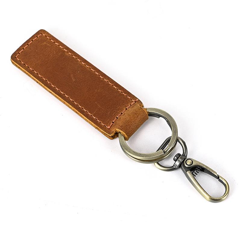 Original And Personalized Retro Mad Horse Leather Keychain, First Layer Leather Gift Keychain, A Large Number Of