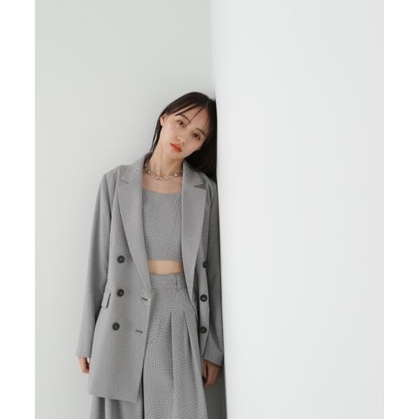 Featured in sweet magazine: Three-piece suit jacket, web-exclusive color: ecru