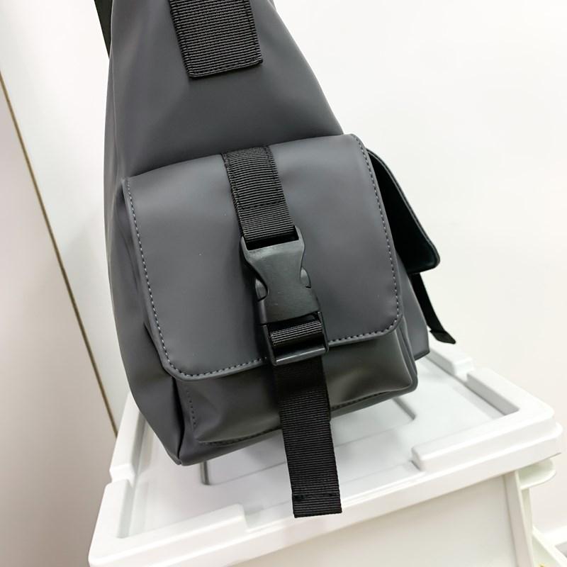 Minimalist Tactical Messenger Bag for Men Women – Water-Resistant Shoulder Bag with Multiple Pockets