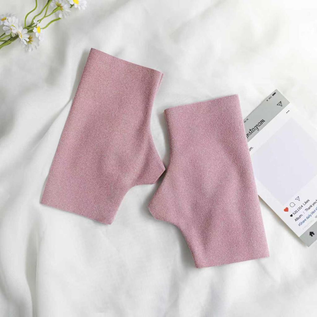 Unisex Half-Finger Heated Gloves for Typing, Cycling, and Manicures – Touchscreen Compatible for Autumn and Winter