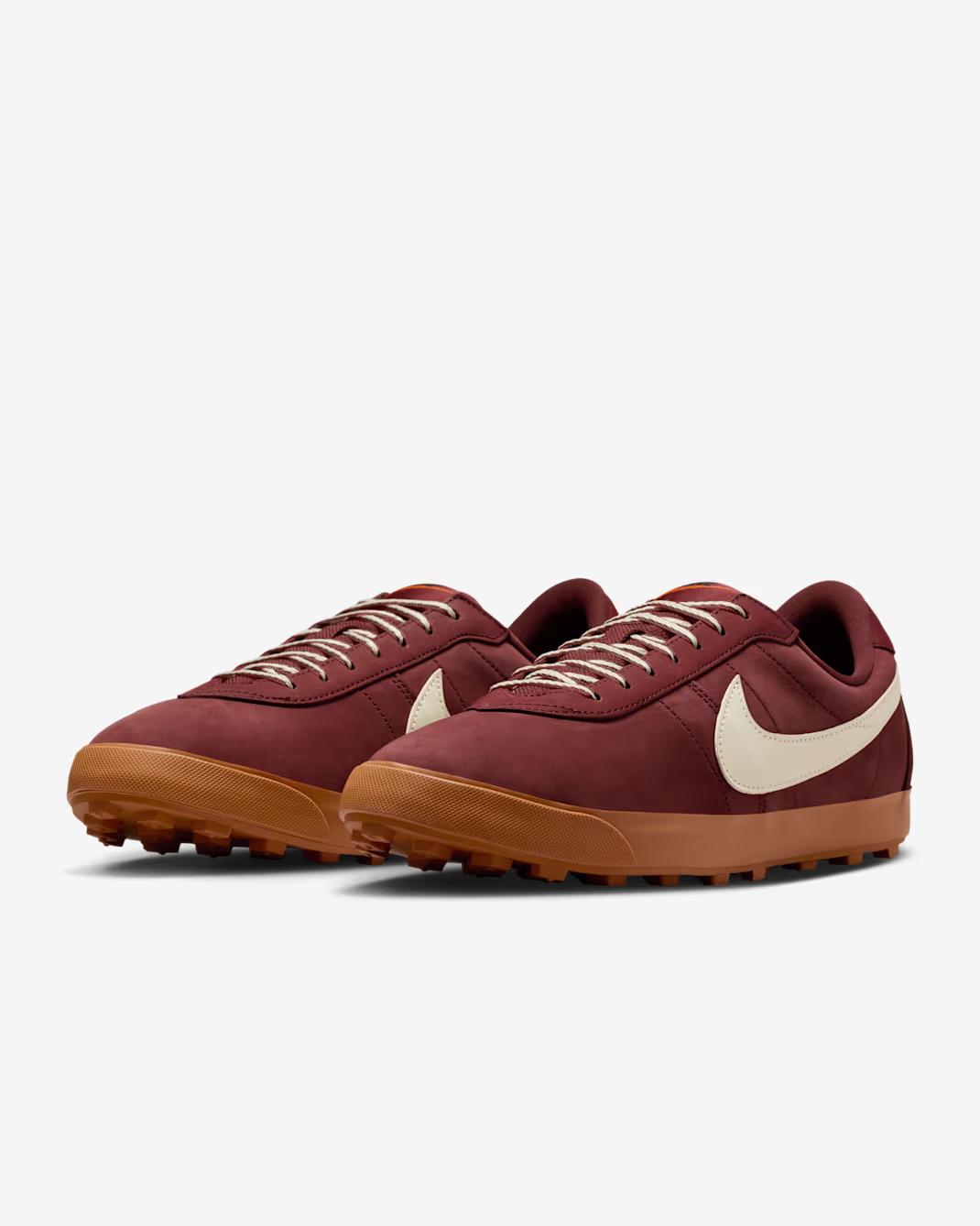 IH2341-600 Nike Astrograbber Dark Team Red Coconut Milk (Men s) 10