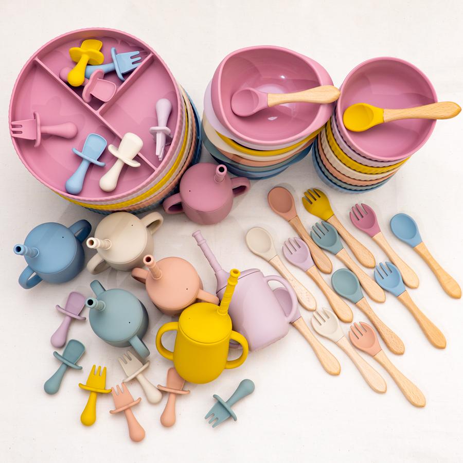 Wholesale Baby Weaning Feeding Solid Food Plate Bowl Set Non-Slip Suction Dishes Drinking Cup Fork Spoon Children's Tableware