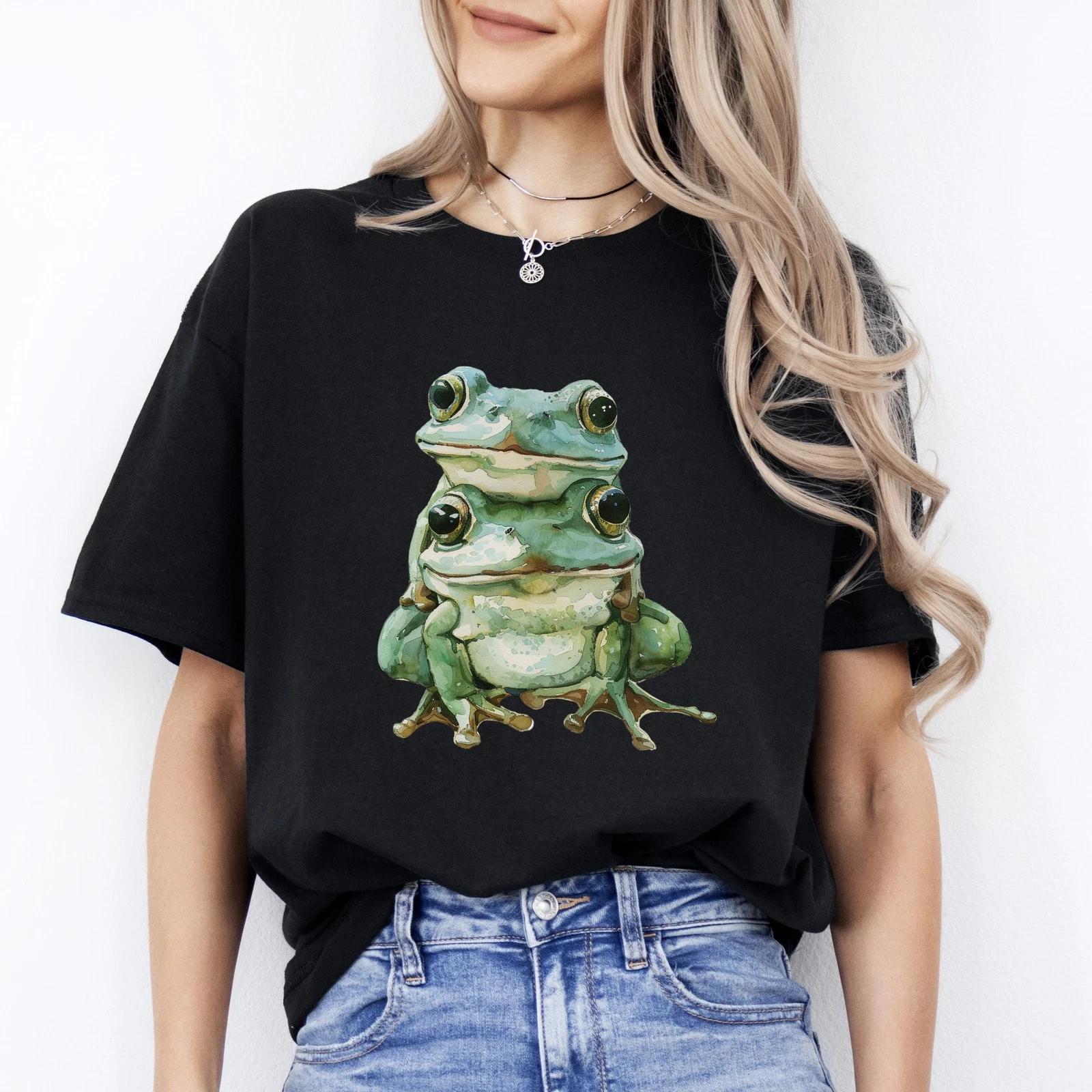 Two Frogs in Love T-Shirt gift Multiplication season Frogs Unisex tee Black Navy 3XL