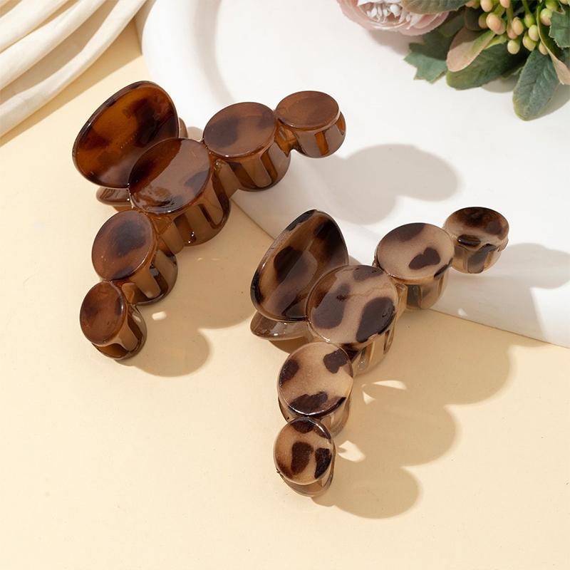 2Pcs Women Hair Accessories Hair Clips for Styling Elegant Leopard Print Hair Claw Clips Rectangular Plastic Shark Clips