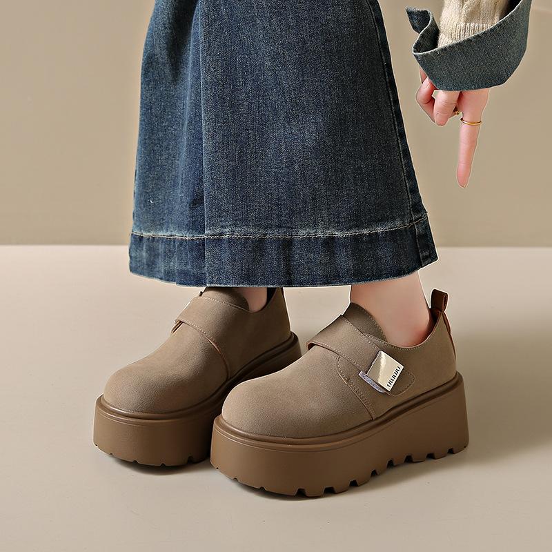 Белые маффины на толстой подошве женские осенние новые универсальные однопедальные туфли с небольшим увеличением роста 39 хаки