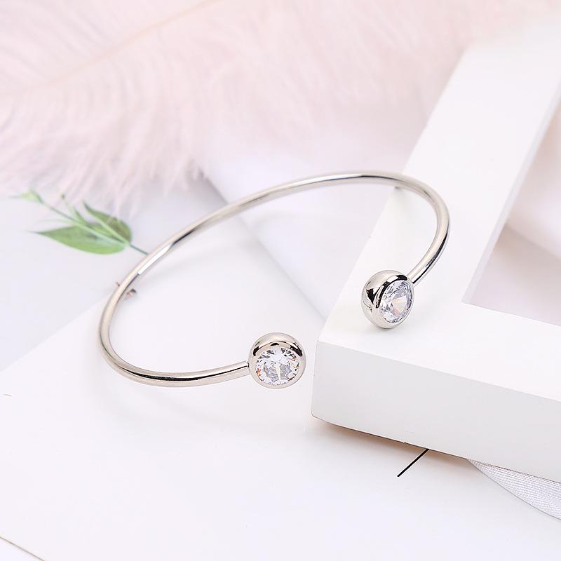 Korean Dongdaemun Forest-Style Fairy Bracelet - Elegant, Openable Hand Jewelry