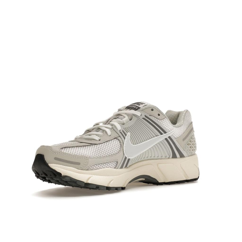 Nike Air Zoom Vomero 5 Platinum Tint Unisex Sneakers Λευκό Κασμίρ Σιδηρογκρί HF0731-007