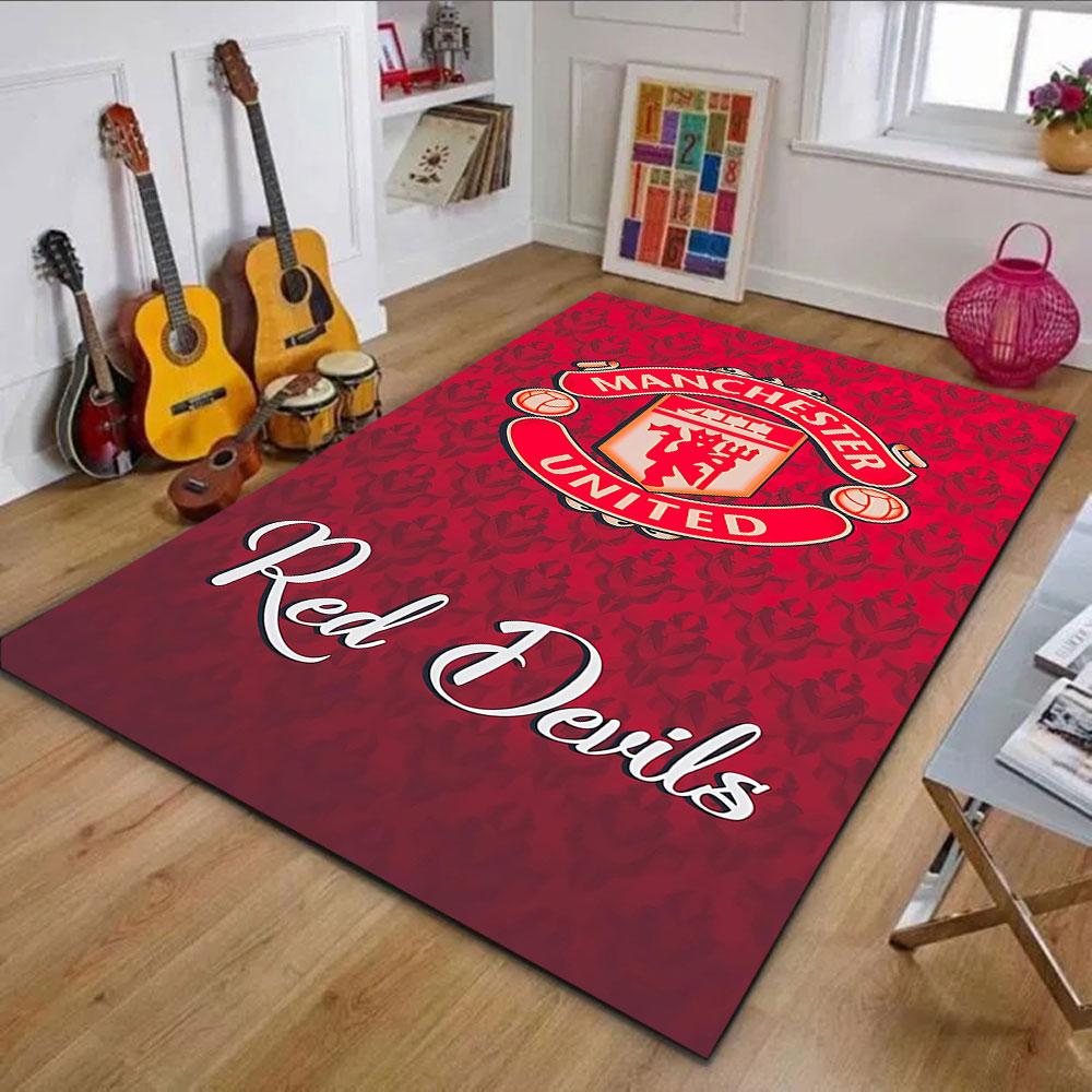 Manchester United Emblem Patterned carpet, non slip mat suitable for living room and bedroom sofas