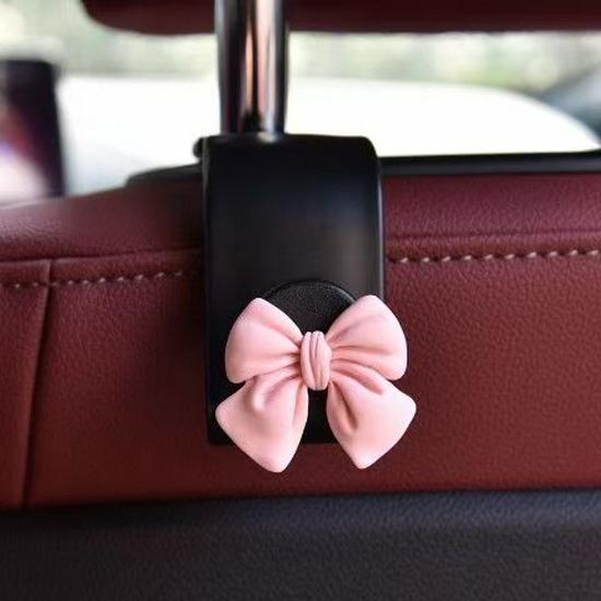 Universal Cute Flower Car Seat Back Hook - No Installation, Strong Load Bearing, Multifunctional Storage