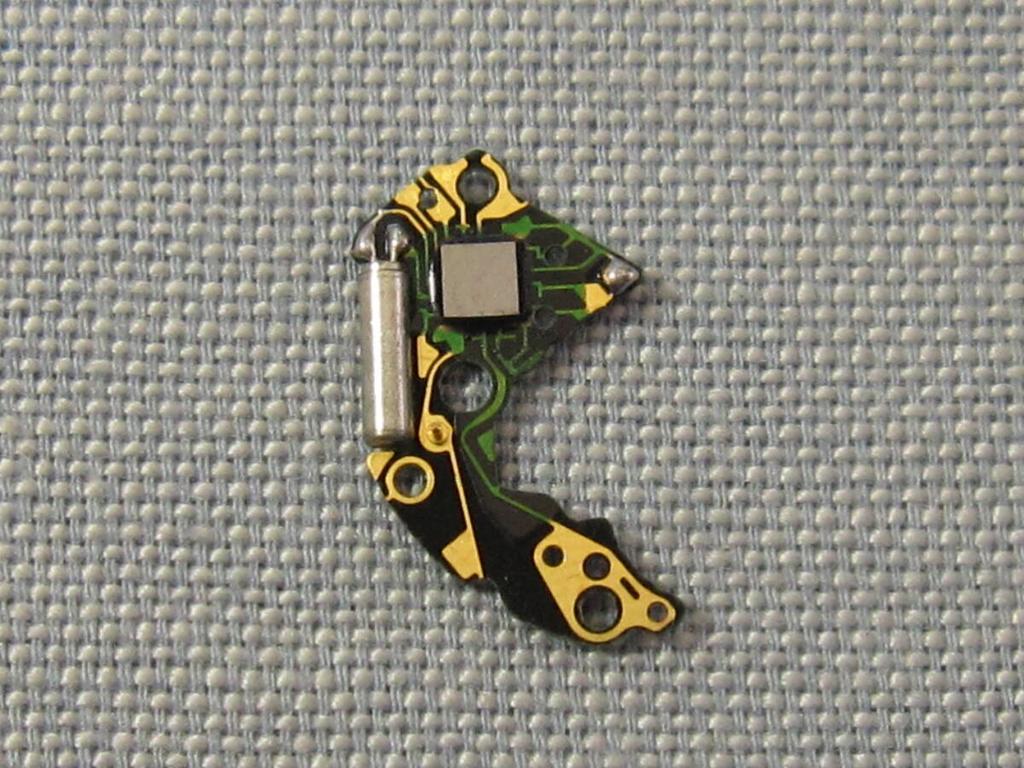 Citizen Part C 715 Quartz Composite Circuit 279-421 Three-hand