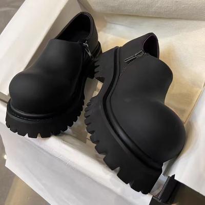 Mode Homme et Femme Vintage Semelle Épaisse Chaussures Couple 2024 Nouveau Cuir Rétro Bottes Design Décontracté Unisexe Chaussures à Plateforme Unique
