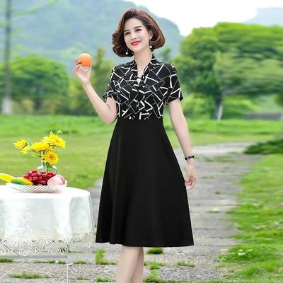 Summer Knee-Length Loose Dress for Middle-Aged and Elderly Women - Waist-Slimming and Fashionable Design