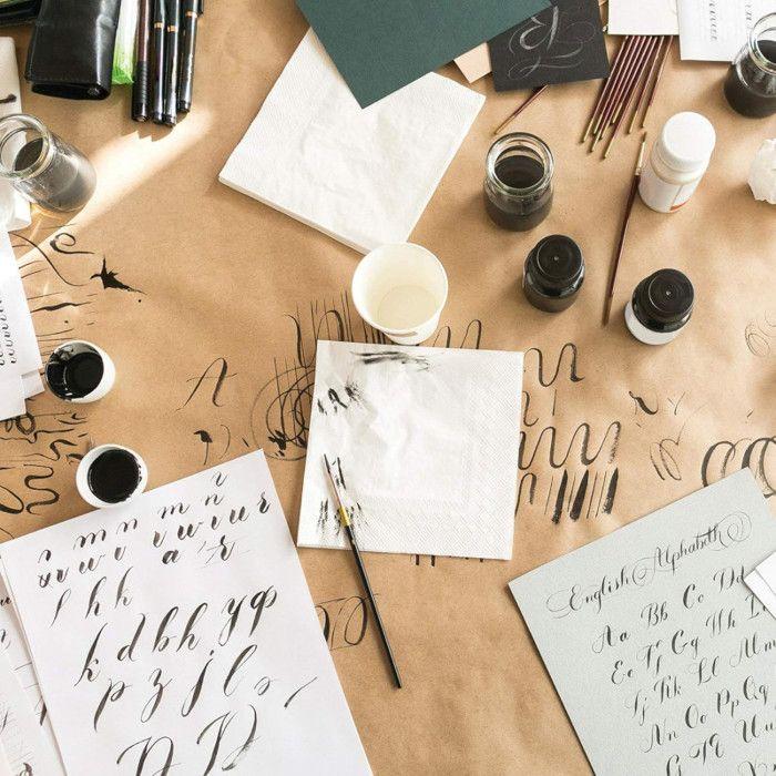 Quill Pen - Calligraphy - Metal Tip - Includes Ink Bottle - Red - Aladine