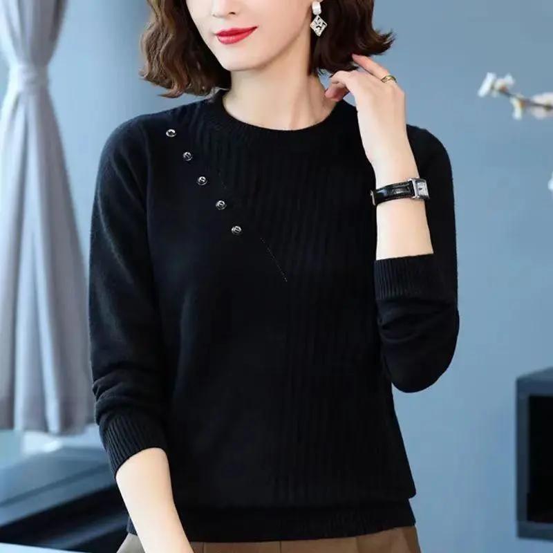 Women's Autumn Round Neck Knitted Sweater Middle-aged Mom's Elegant Casual Long Sleeve Base Layer