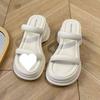 Wear foreign-style thick-soled heightened sandals for women's 2026 summer new Korean version of fashionable versatile casual slippers