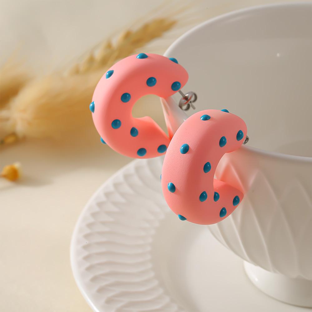 Eco-Friendly Resin Polka Dot C-Shaped Earrings - Trendy Pastoral Style with Stainless Steel, European & American Jewelry.