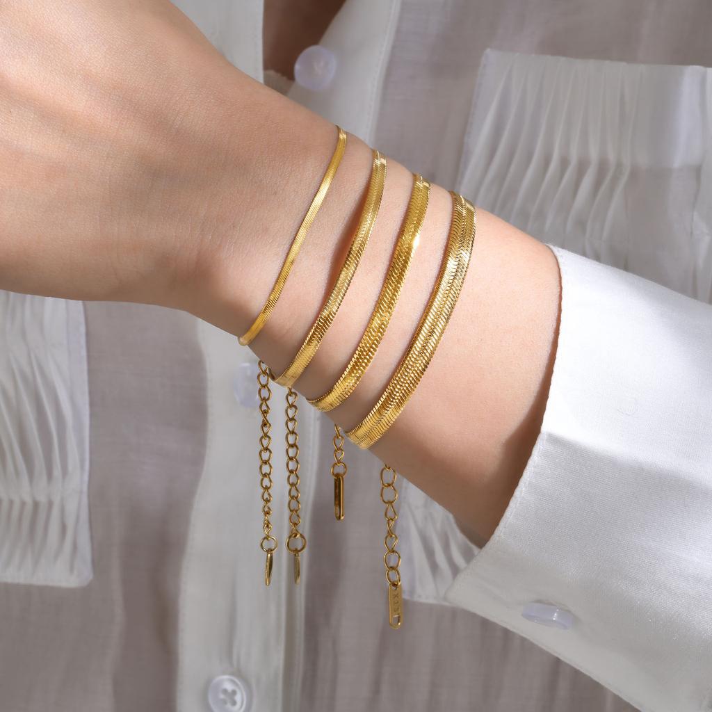 High End PVD 18K Gold Plated Shinny Waterproof Tarnish Free Herringbone Snake Basic Stainless Steel Bracelet