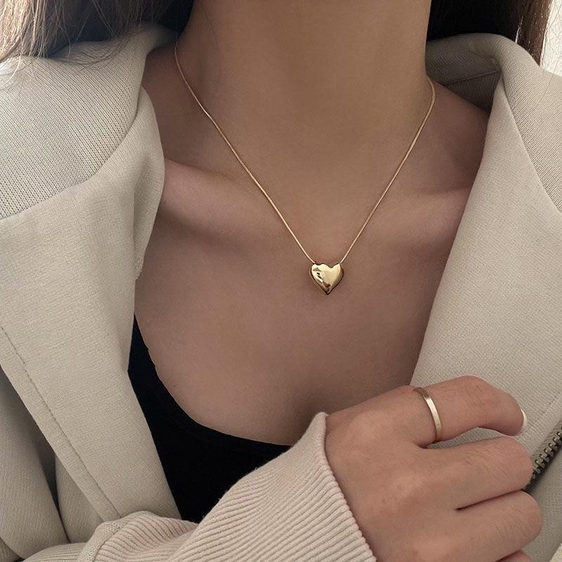 Korean Minimalist Glossy Heart Clavicle Necklace - Light Luxury Accessory