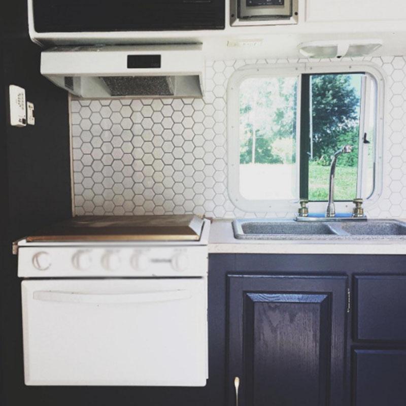 Załącznik Naklejka ścienna Narzędzie do wymiany gospodarstwa domowego Samoprzylepna kuchnia